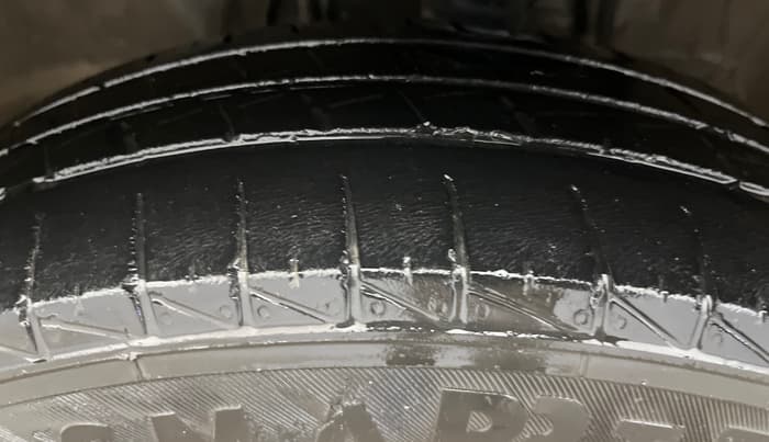 2022 Maruti Alto VXI, Petrol, Manual, 41,204 km, Left Front Tyre Tread