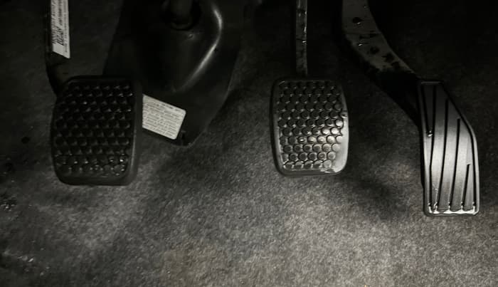 2022 Maruti Alto VXI, Petrol, Manual, 41,204 km, Pedals