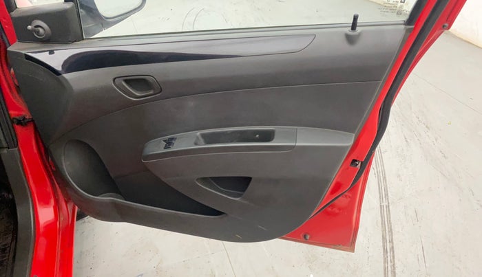 2013 Chevrolet Beat LS PETROL, Petrol, Manual, 60,359 km, Driver Side Door Panels Control