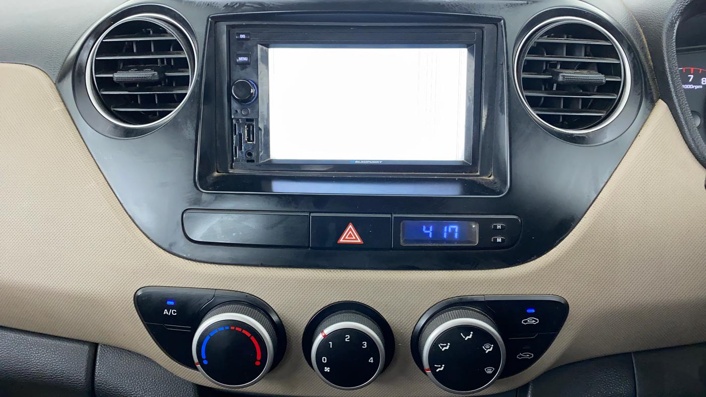 2016 Hyundai Grand i10 MAGNA 1.2 VTVT, Petrol, Manual, 23,914 km, Air Conditioner