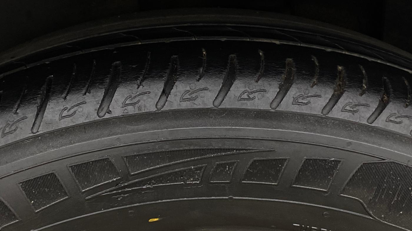 2021 KIA SELTOS GTX PLUS AT 1.5 DIESEL, Diesel, Automatic, 97,538 km, Left Rear Tyre Tread