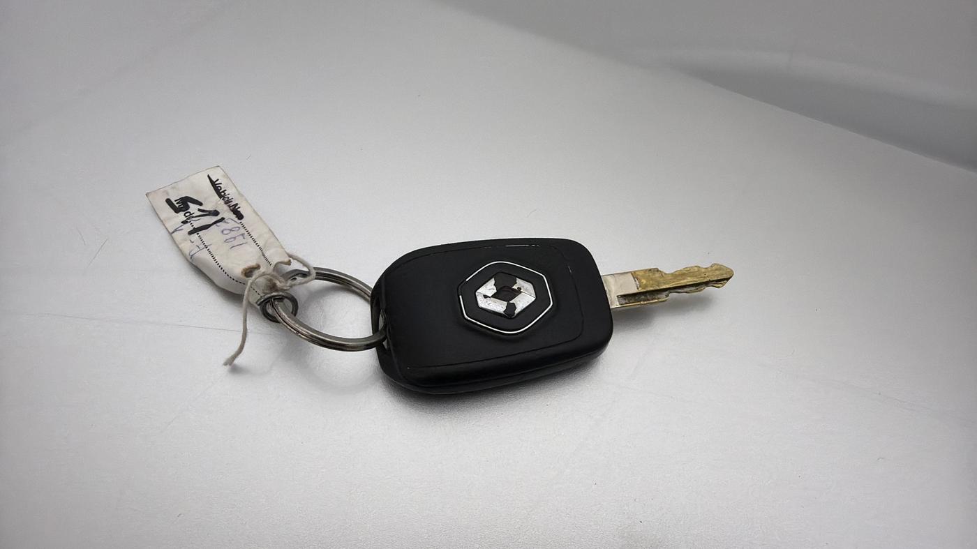 2020 Renault Kwid RXT 1.0 (O), Petrol, Manual, 46,505 km, Key Close Up