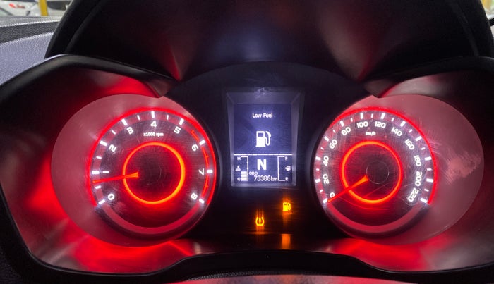 2022 Mahindra XUV300 W8 (O) 1.2 PETROL, Petrol, Manual, 73,373 km, Odometer Image