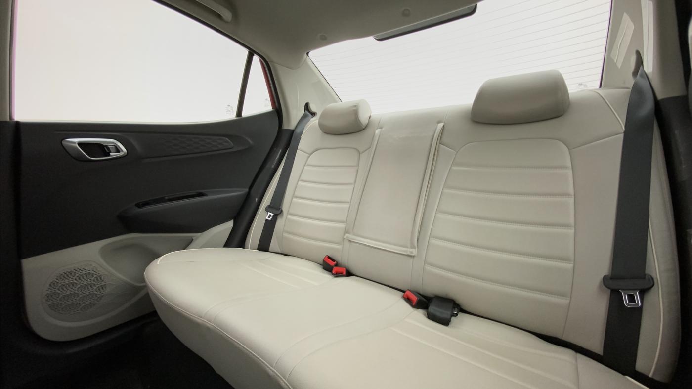 2020 Hyundai AURA SX PLUS 1.2 AMT, Petrol, Automatic, 28,167 km, Right Side Rear Door Cabin