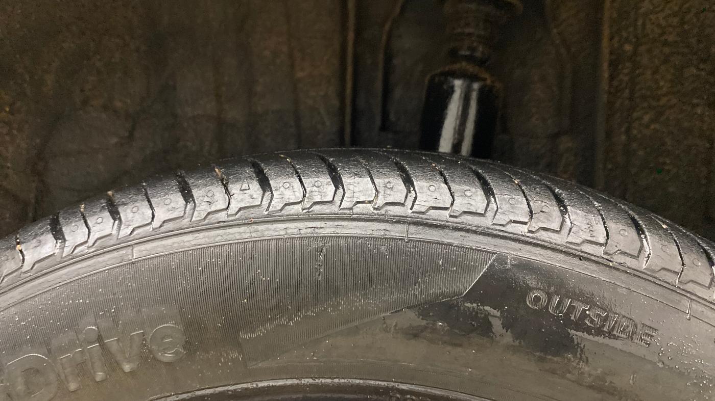 2023 Nissan MAGNITE XL, Petrol, Manual, 41,774 km, Left Rear Tyre Tread