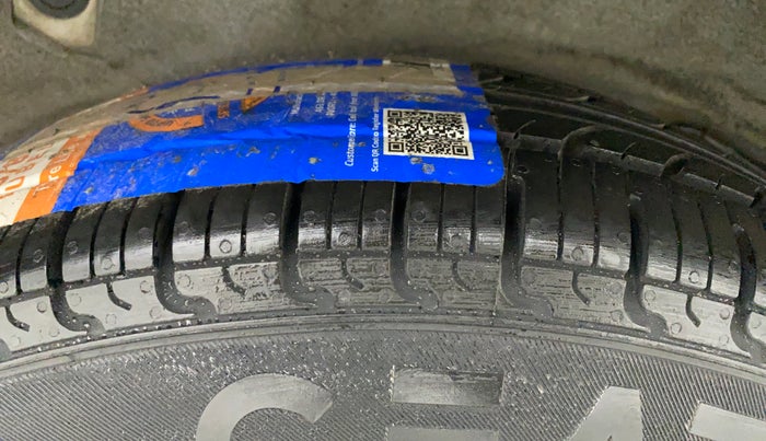 2010 Hyundai i10 SPORTZ 1.2 AT, Petrol, Automatic, 89,603 km, Right Rear Tyre Tread