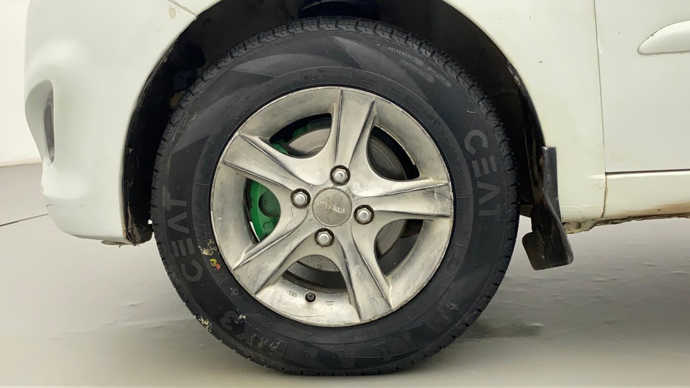 2010 Hyundai i10 SPORTZ 1.2 AT, Petrol, Automatic, 89,603 km, Left Front Wheel