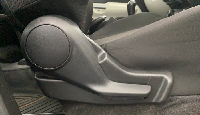 2020 Maruti IGNIS ZETA 1.2, Petrol, Manual, 47,353 km, Driver Side Adjustment Panel