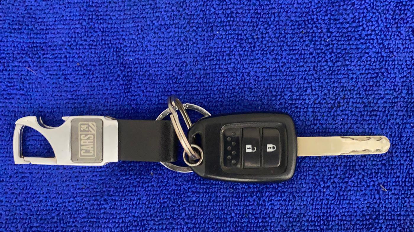 2015 Honda Jazz 1.2L I-VTEC V, Petrol, Manual, 58,811 km, Key Close Up