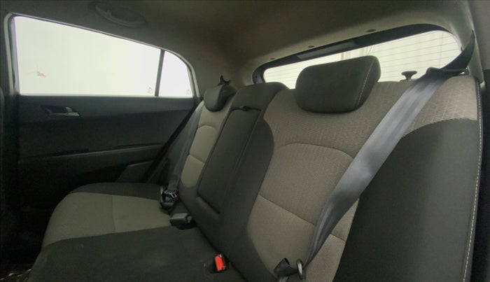 2016 Hyundai Creta SX PLUS 1.6 PETROL, Petrol, Manual, 1,18,762 km, Right Side Rear Door Cabin