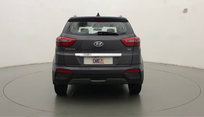 2016 Hyundai Creta SX PLUS 1.6 PETROL, Petrol, Manual, 1,18,762 km, Back/Rear
