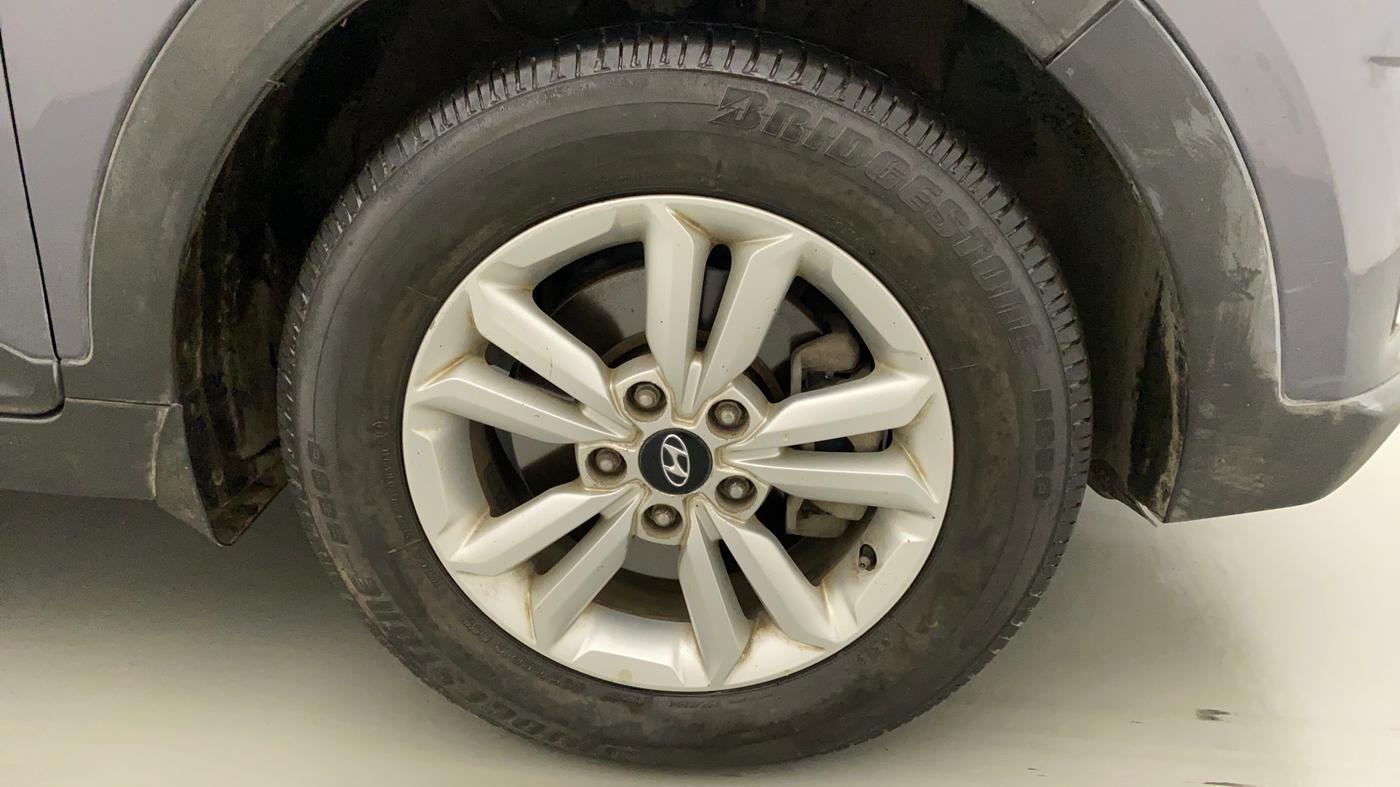 2016 Hyundai Creta SX PLUS 1.6 PETROL, Petrol, Manual, 1,18,762 km, Right Front Wheel