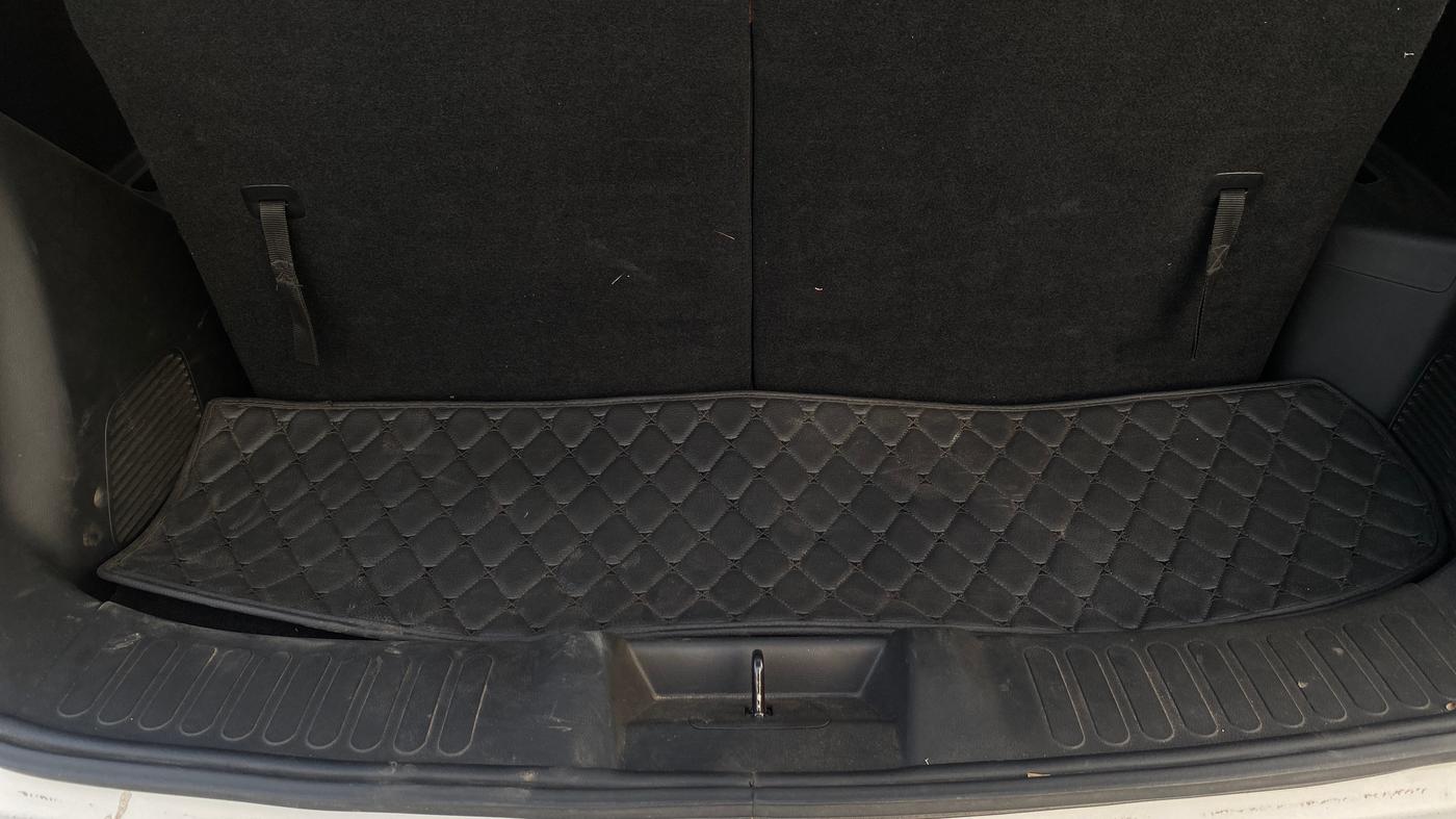 2022 MG HECTOR PLUS SHARP 1.5 PETROL TURBO CVT 6-STR, Petrol, Automatic, 76,670 km, Boot Inside