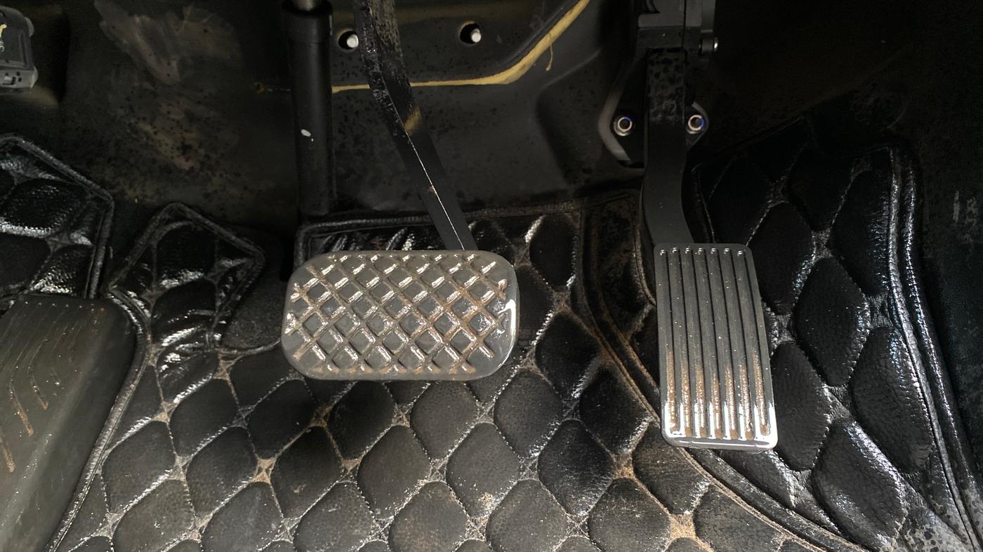 2022 MG HECTOR PLUS SHARP 1.5 PETROL TURBO CVT 6-STR, Petrol, Automatic, 76,670 km, Pedals