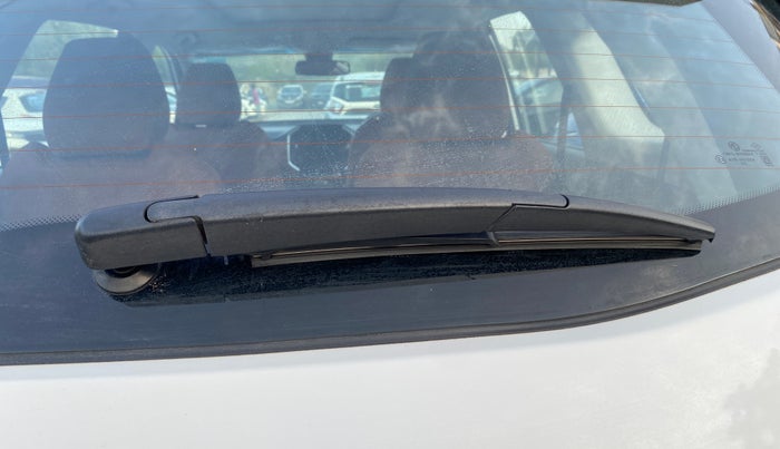 2022 MG HECTOR PLUS SHARP 1.5 PETROL TURBO CVT 6-STR, Petrol, Automatic, 76,670 km, Rear Wiper