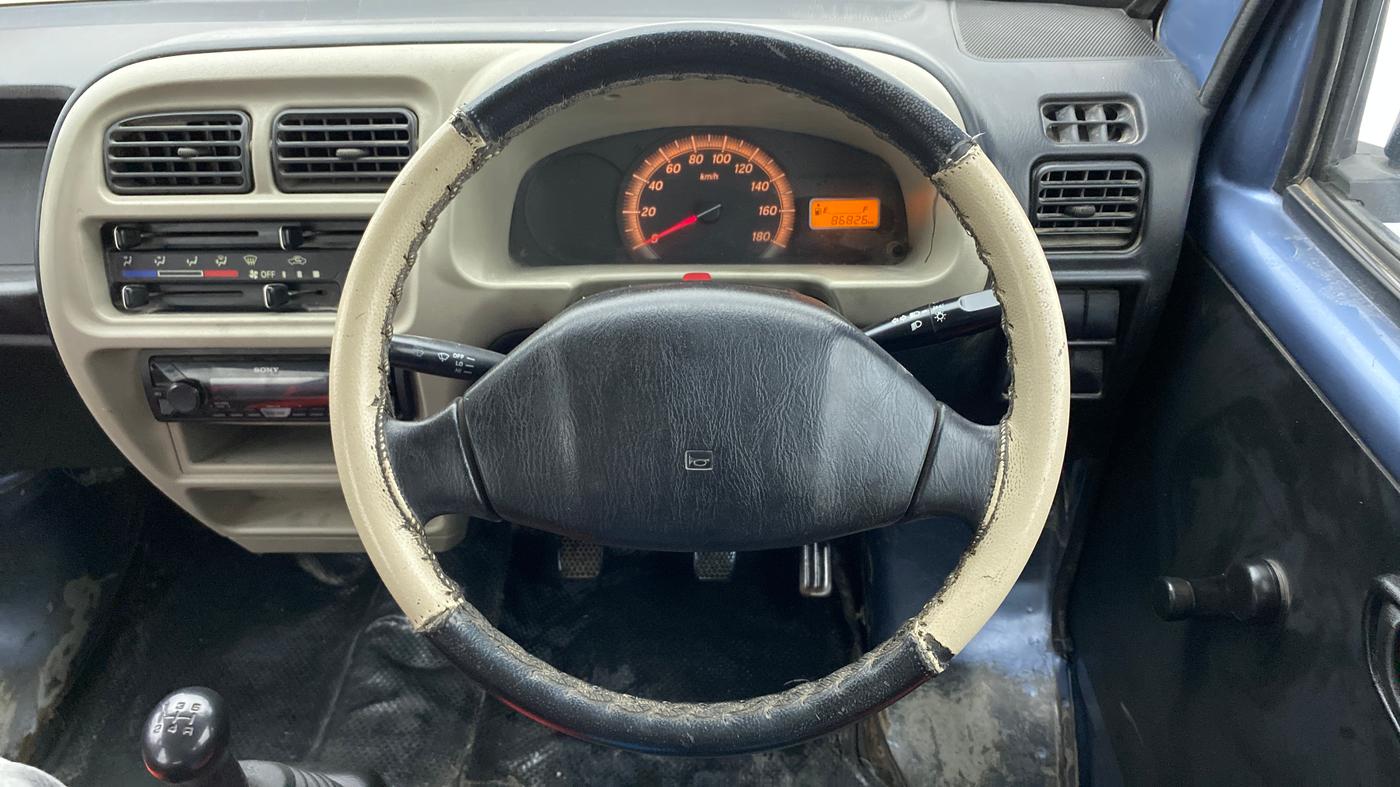 2017 Maruti Eeco 5 STR WITH AC PLUSHTR, Petrol, Manual, 86,826 km, Steering Wheel Close Up