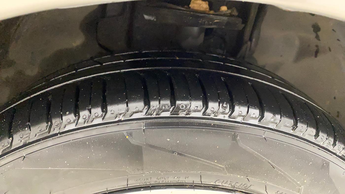 2019 Tata TIGOR XZ PLUS PETROL, Petrol, Manual, 82,756 km, Right Front Tyre Tread