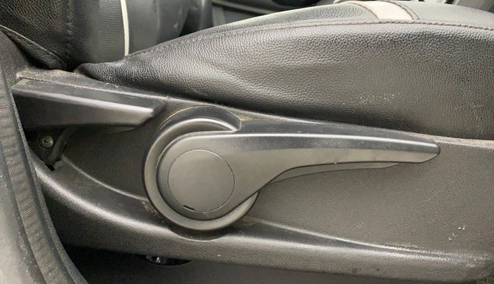 2019 Tata TIGOR XZ PLUS PETROL, Petrol, Manual, 82,756 km, Driver Side Adjustment Panel