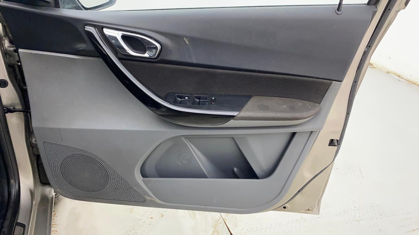 2019 Tata TIGOR XZ PLUS PETROL, Petrol, Manual, 82,756 km, Driver Side Door Panels Control
