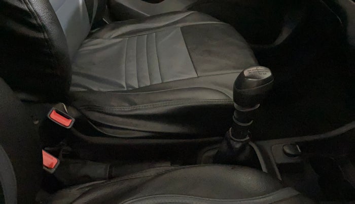 2017 Renault Kwid RXL, Petrol, Manual, 8,313 km, Gear Lever