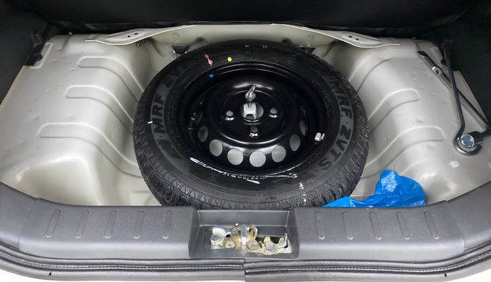 2018 Maruti Alto 800 LXI, Petrol, Manual, 6,137 km, Spare Tyre