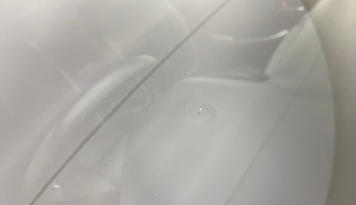 2017 Maruti Baleno ZETA PETROL 1.2, Petrol, Manual, 34,933 km, Front windshield - Minor spot on windshield