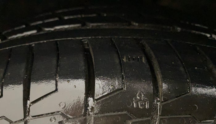 2012 Hyundai Verna FLUIDIC 1.6 VTVT SX, Petrol, Manual, 60,226 km, Left Front Tyre Tread