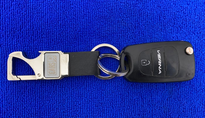 2012 Hyundai Verna FLUIDIC 1.6 VTVT SX, Petrol, Manual, 60,226 km, Key Close Up