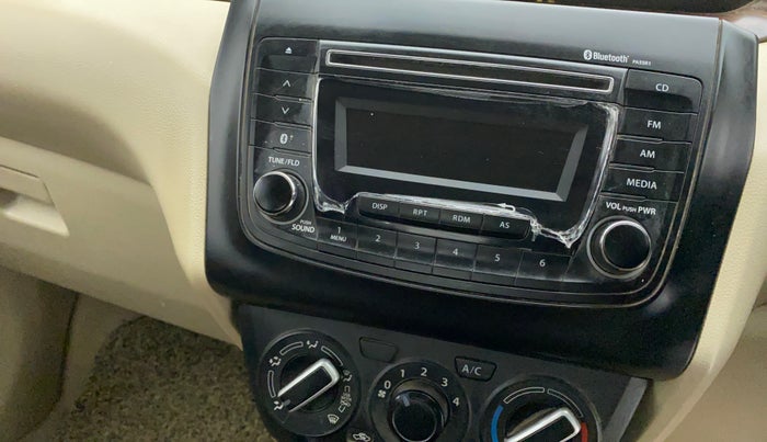 2017 Maruti Dzire VDI, Diesel, Manual, 1,02,730 km, Infotainment system - Music system has minor cracks