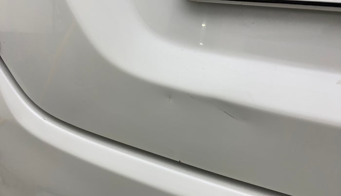 2017 Maruti Dzire VDI, Diesel, Manual, 1,02,730 km, Dicky (Boot door) - Paint has minor damage