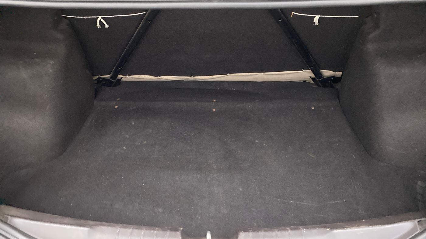 2015 Tata Zest XT QUADRAJET 90PS, Diesel, Manual, 72,219 km, Boot Inside