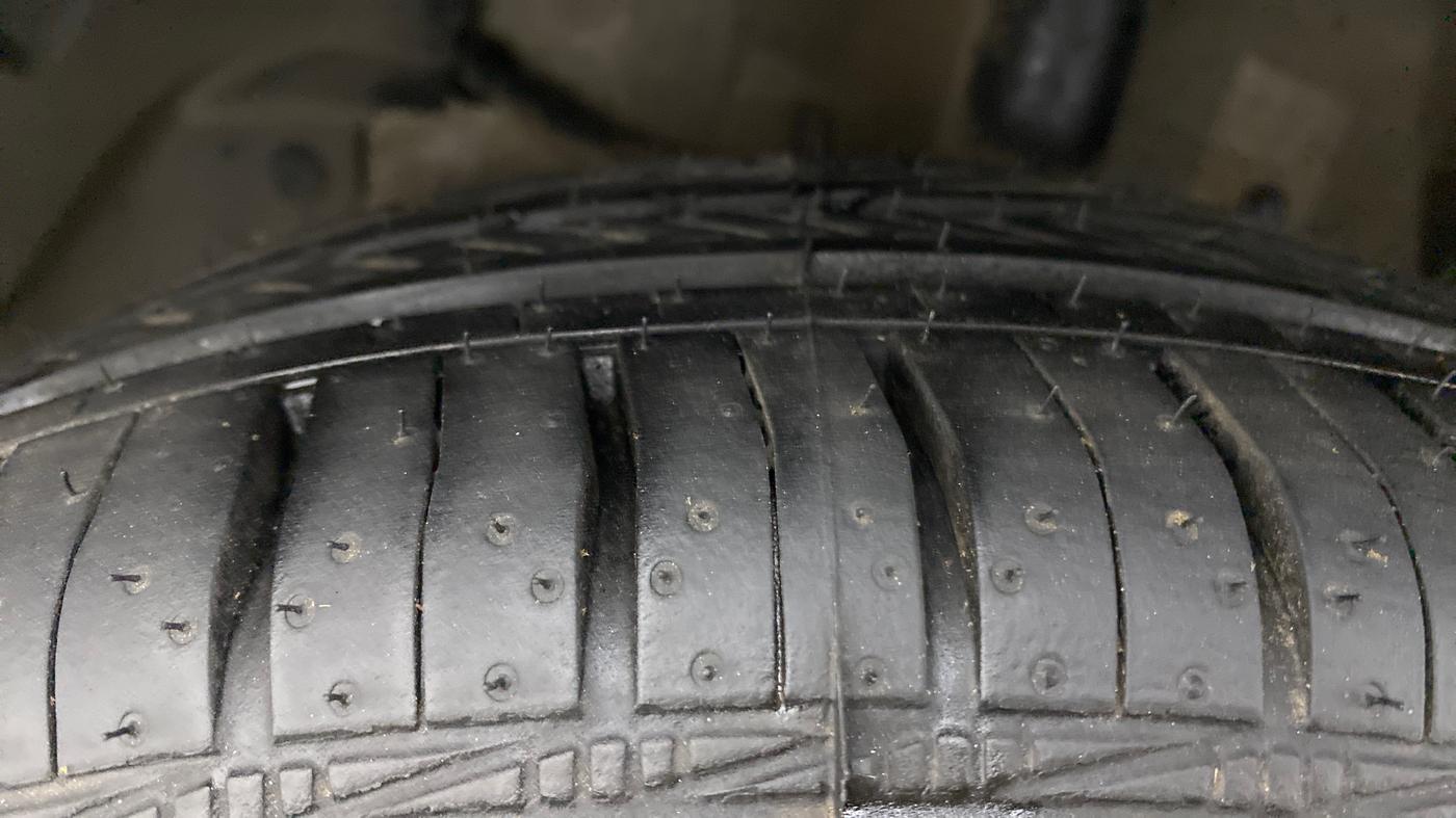 2015 Tata Zest XT QUADRAJET 90PS, Diesel, Manual, 72,219 km, Left Front Tyre Tread