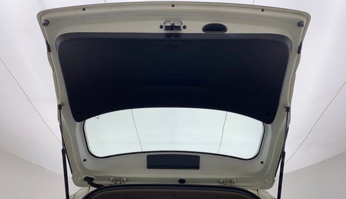 2017 Hyundai Creta 1.6 E + VTVT, Petrol, Manual, 48,030 km, Boot Door Open