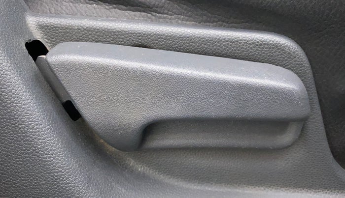 2013 Maruti Ritz VXI, Petrol, Manual, 61,680 km, Driver Side Adjustment Panel