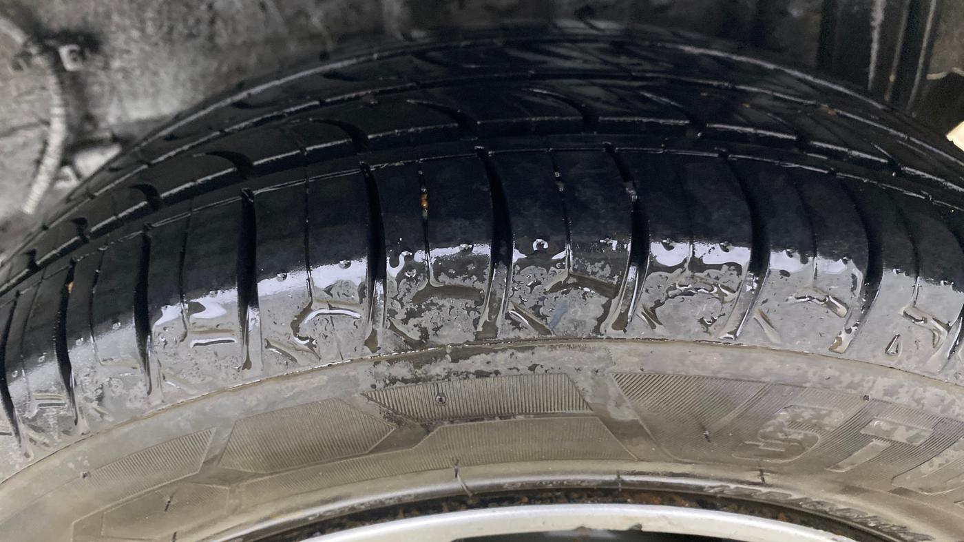 2023 Tata Tiago XT CNG, CNG, Manual, 84,865 km, Left Rear Tyre Tread