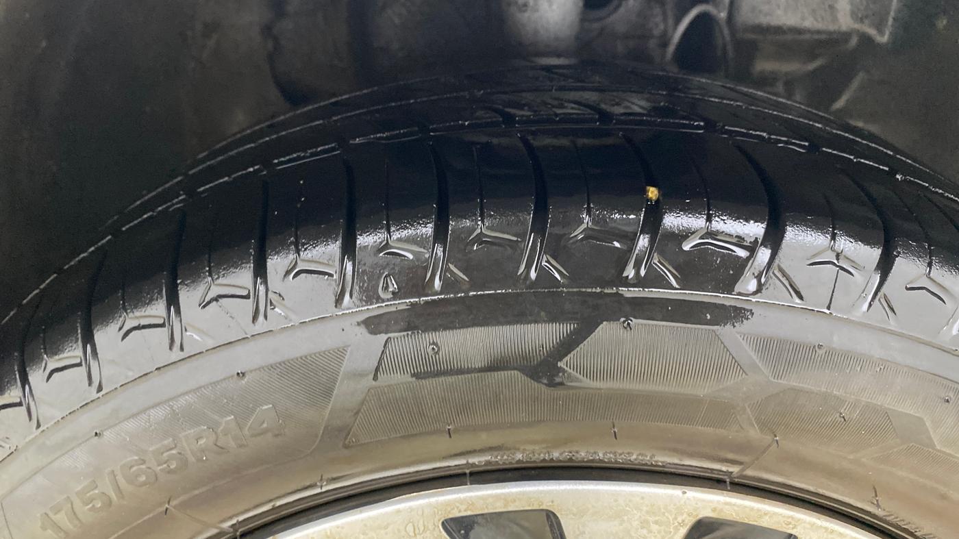 2023 Tata Tiago XT CNG, CNG, Manual, 84,865 km, Right Front Tyre Tread