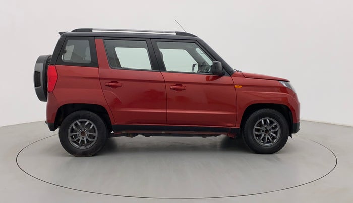 2018 Mahindra TUV300 T 10 MT Dual Tone, Diesel, Manual, 1,00,292 km, Right Side View