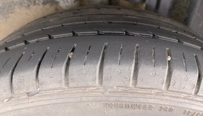2018 Skoda Rapid Style 1.5 TDI AT, Diesel, Automatic, 82,091 km, Left Rear Tyre Tread