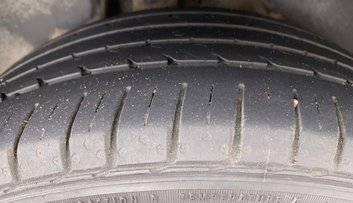 2018 Skoda Rapid Style 1.5 TDI AT, Diesel, Automatic, 82,091 km, Right Rear Tyre Tread