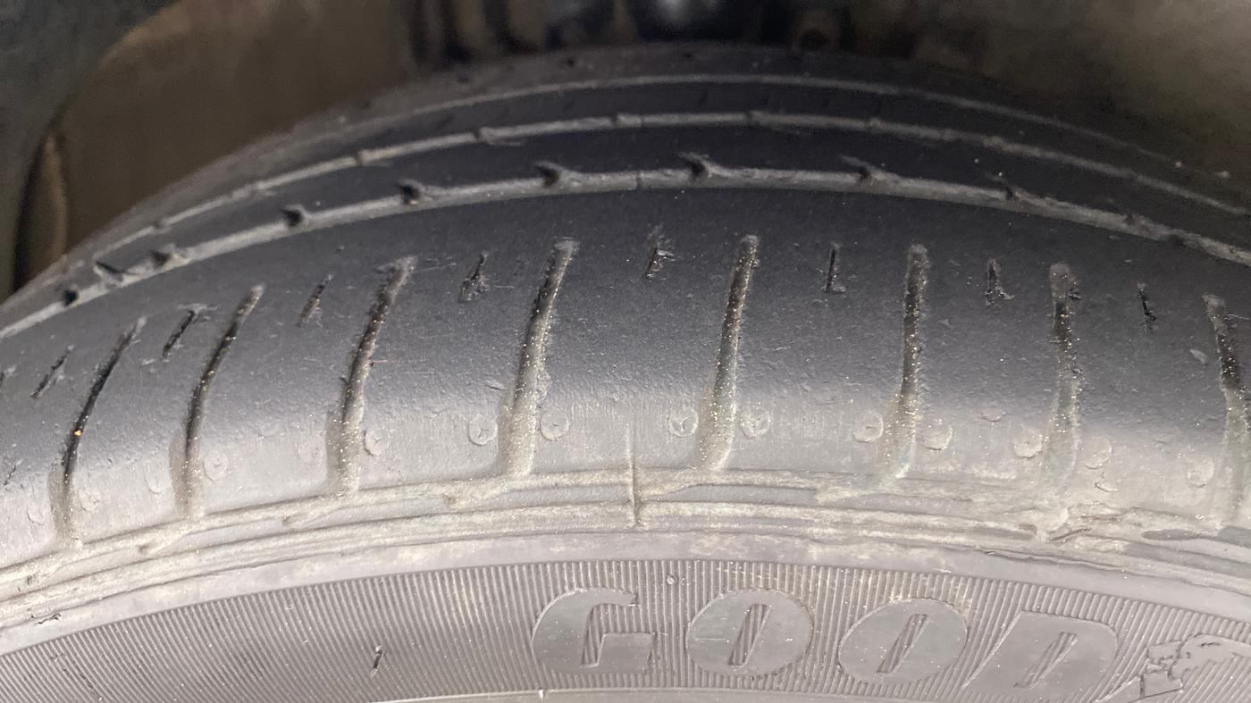 2018 Skoda Rapid Style 1.5 TDI AT, Diesel, Automatic, 82,091 km, Right Front Tyre Tread