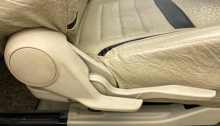 2019 Maruti Dzire VXI, Petrol, Manual, 58,422 km, Driver Side Adjustment Panel