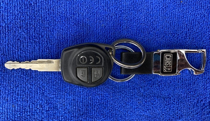 2019 Maruti Dzire VXI, Petrol, Manual, 58,422 km, Key Close Up