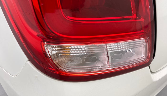 2019 Maruti Dzire VXI, Petrol, Manual, 58,422 km, Left tail light - Minor damage