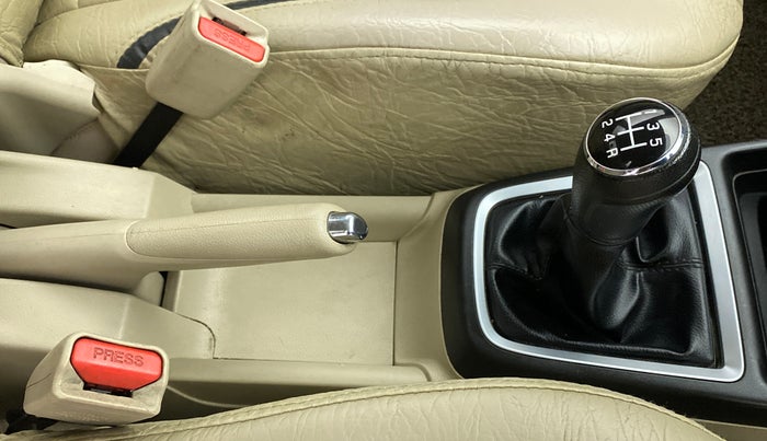 2019 Maruti Dzire VXI, Petrol, Manual, 58,422 km, Gear Lever