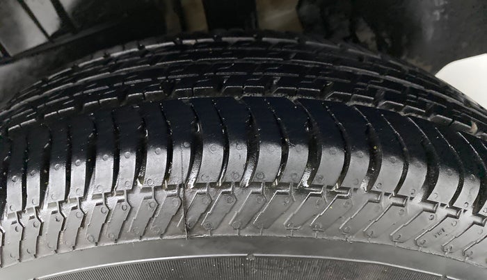 2019 Maruti Dzire VXI, Petrol, Manual, 58,422 km, Left Rear Tyre Tread