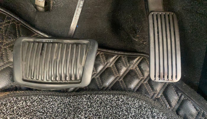 2020 KIA SELTOS HTX IVT 1.5 PETROL, Petrol, Automatic, 76,587 km, Pedals