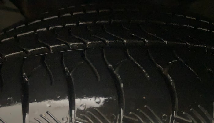 2020 KIA SELTOS HTX IVT 1.5 PETROL, Petrol, Automatic, 76,587 km, Left Front Tyre Tread