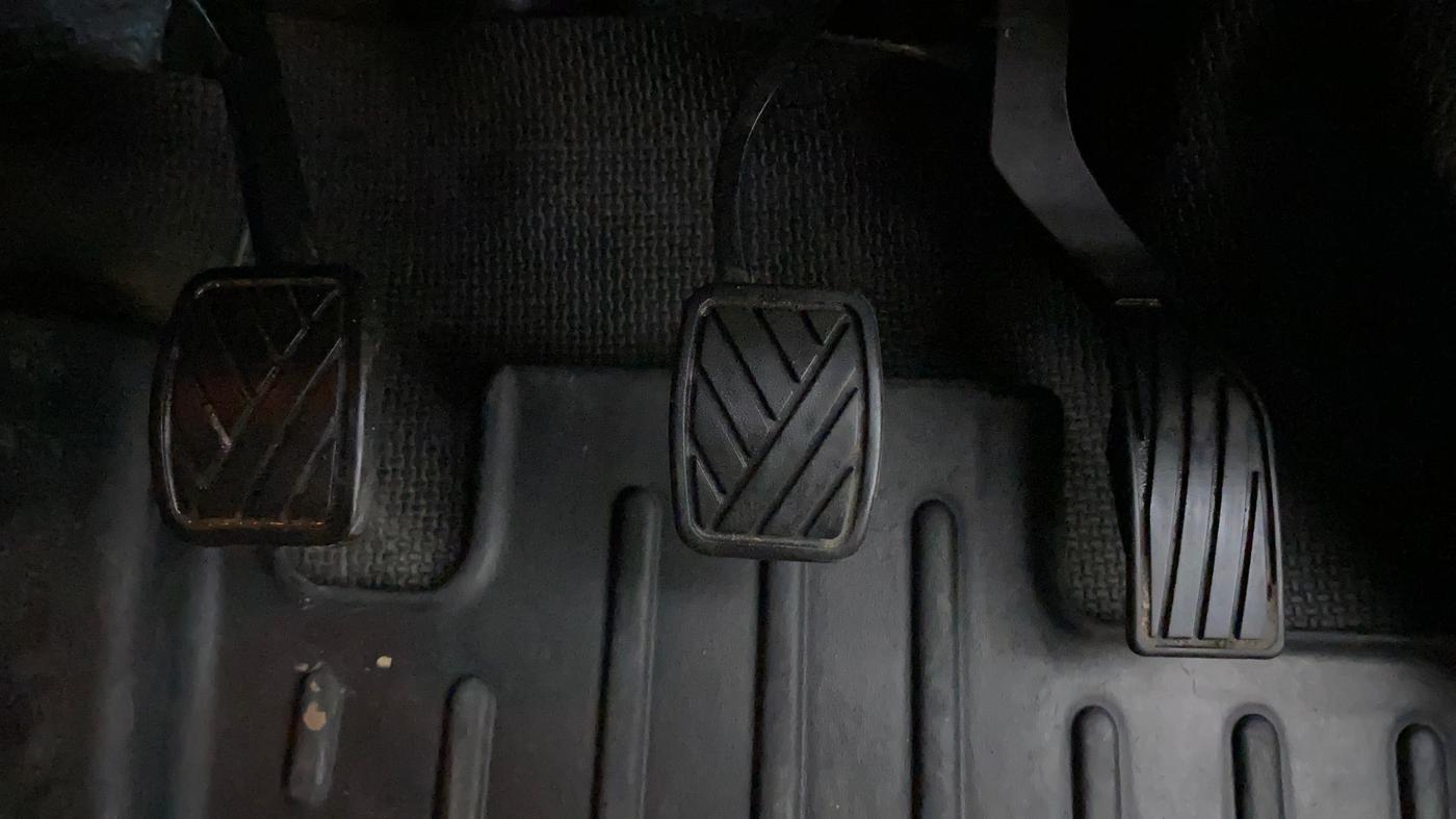 2022 Maruti Vitara Brezza VXI, Petrol, Manual, 31,020 km, Pedals