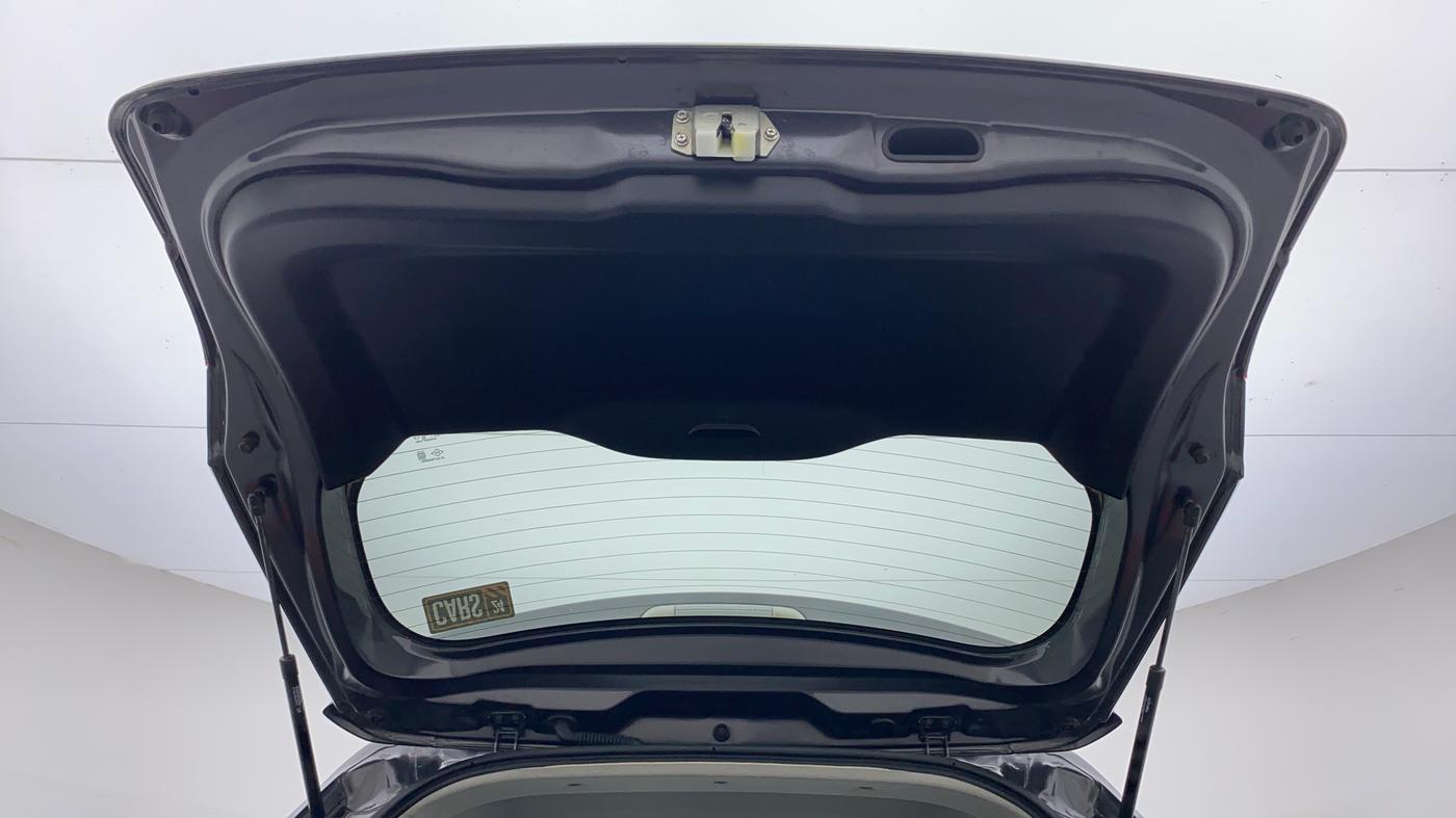 2022 Maruti Vitara Brezza VXI, Petrol, Manual, 31,020 km, Boot Door Open