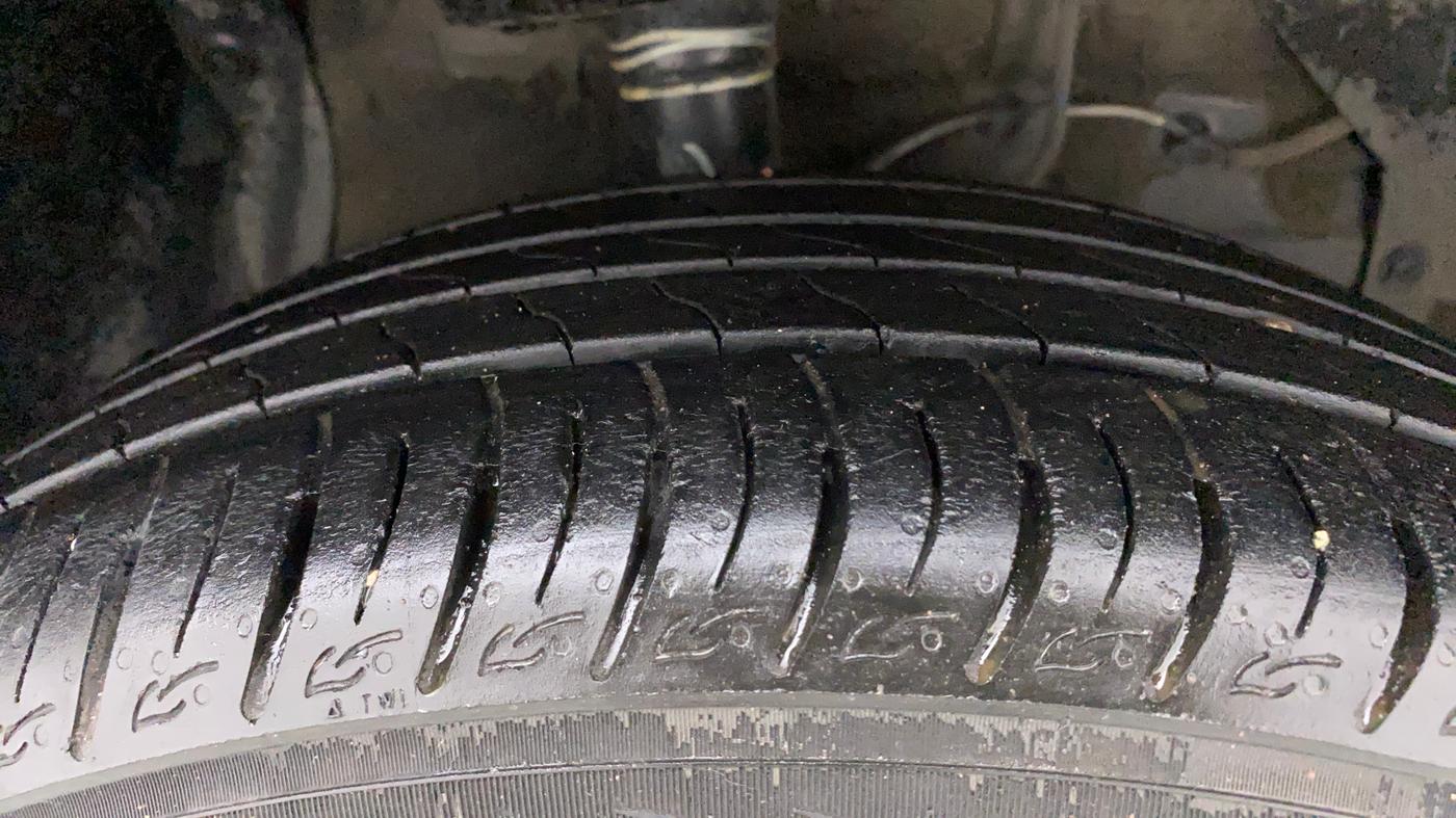 2022 Maruti Vitara Brezza VXI, Petrol, Manual, 31,020 km, Right Front Tyre Tread